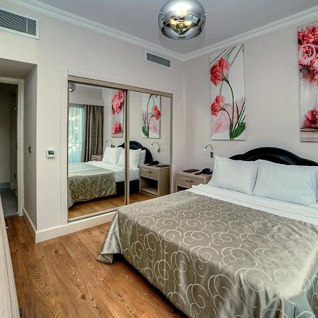 Jasmine Court Hotel & Casino Kyrenia  Eksteriør billede