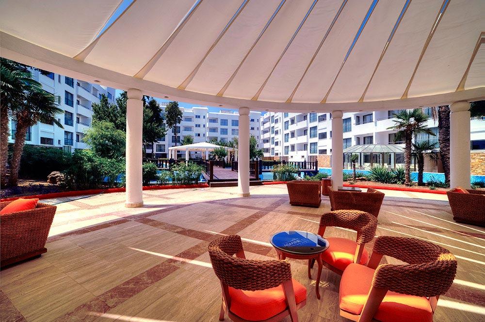 Jasmine Court Hotel & Casino Kyrenia  Eksteriør billede