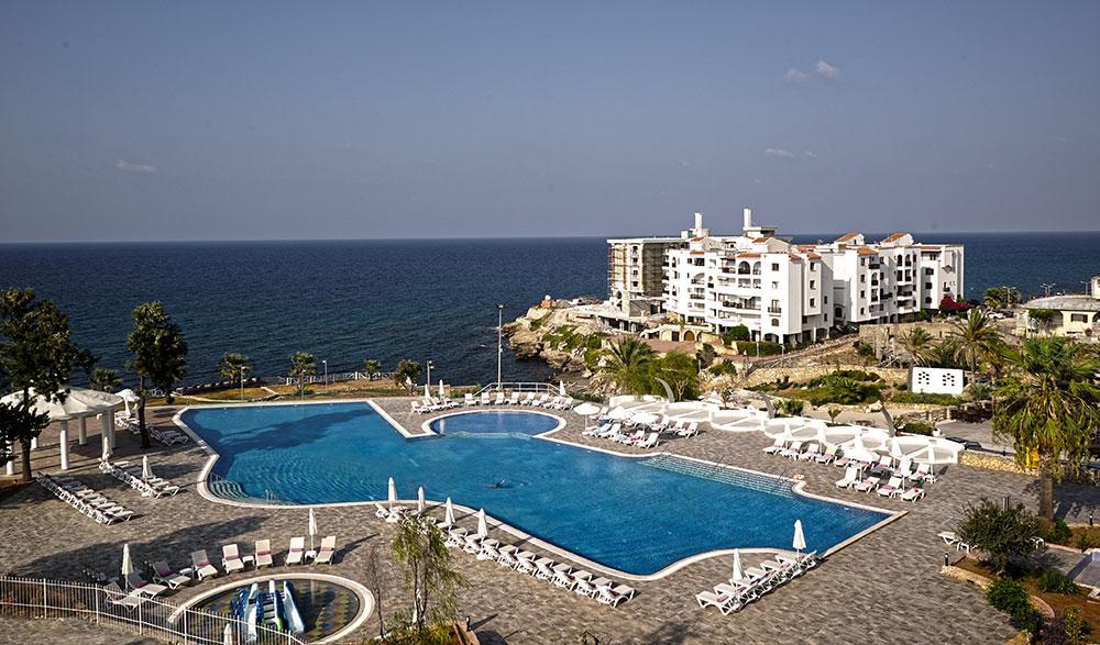 Jasmine Court Hotel & Casino Kyrenia  Eksteriør billede