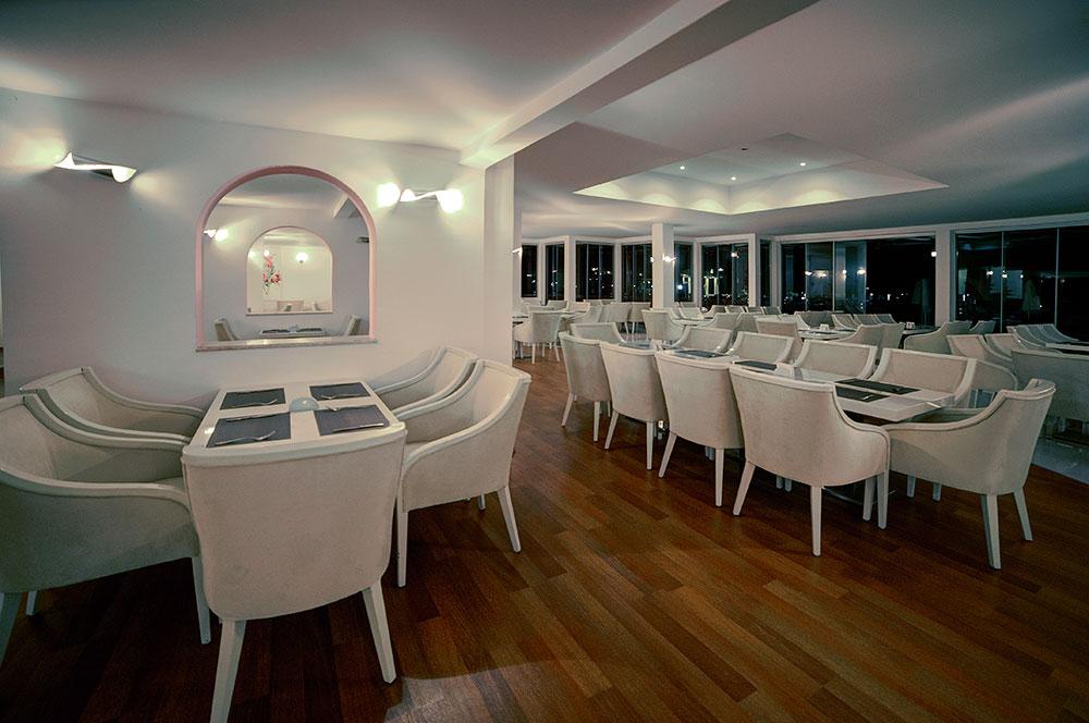 Jasmine Court Hotel & Casino Kyrenia  Eksteriør billede