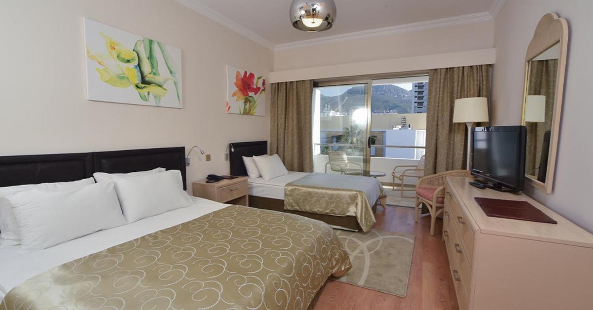 Jasmine Court Hotel & Casino Kyrenia  Eksteriør billede